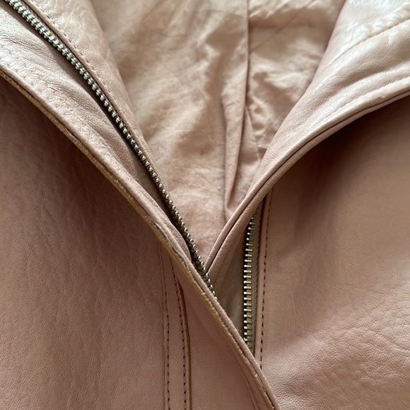 **SOLD**  Gorgeous leather Vince jacket - Picture 6 of 9